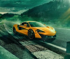 McLaren 570S Rain Drops Live Wallpaper - MyLiveWallpapers.com